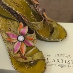 Spring Step Green Shada Sandal